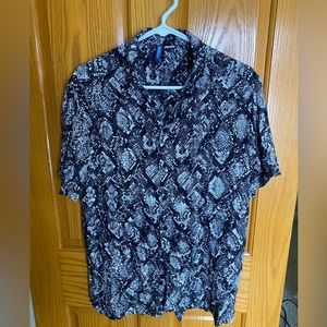 H&M Resort Shirt Snakeskin